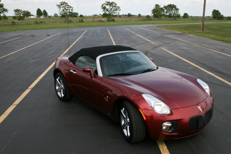 Illustration for article titled 2009 Pontiac Solstice GXP: Last Drive